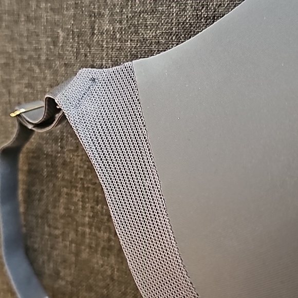 Lively sz 36 C gray front closure bra wireless WL80 - Picture 4 of 6